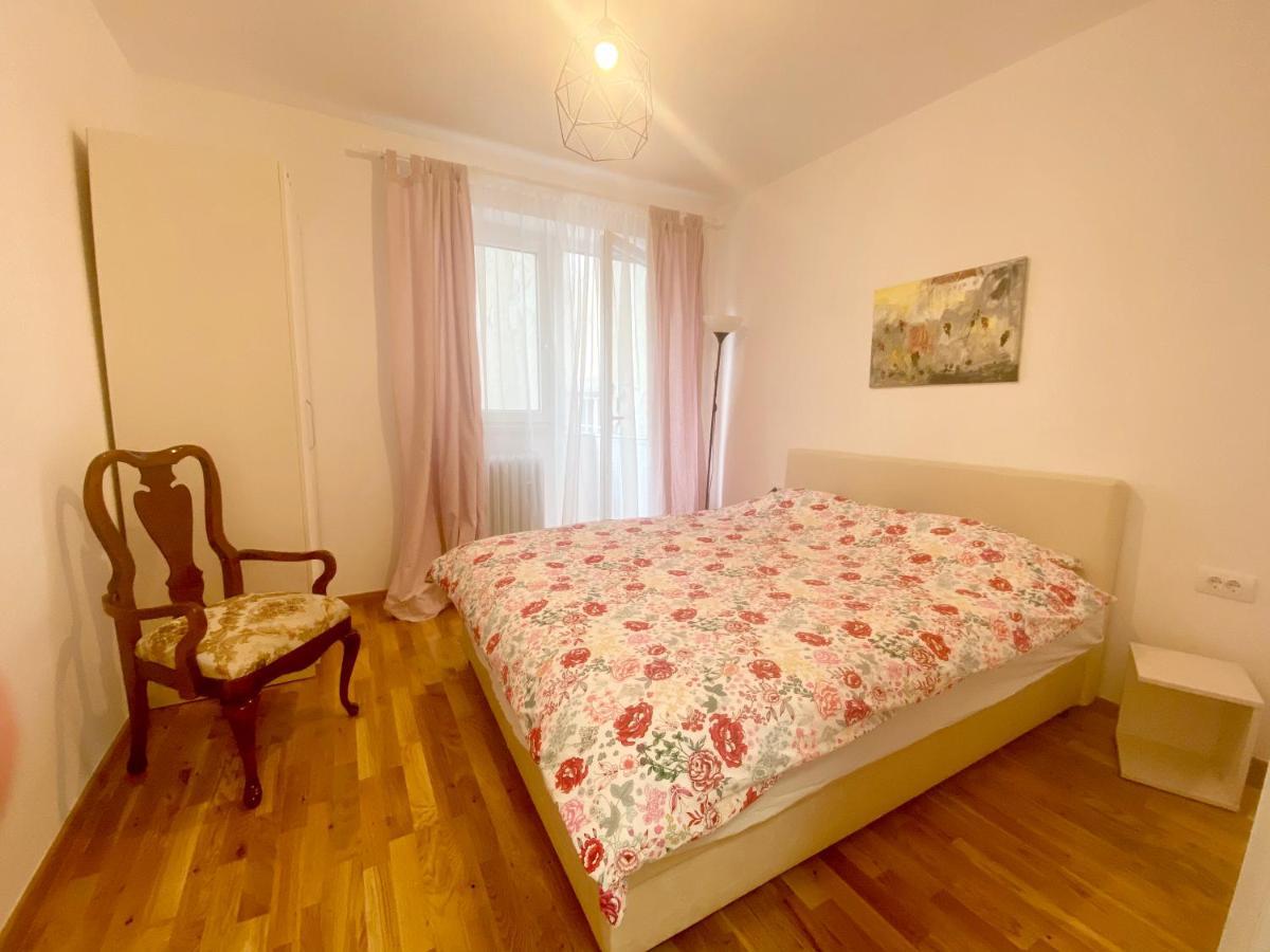 Uptown Girl Apartment Belgrad Exterior foto