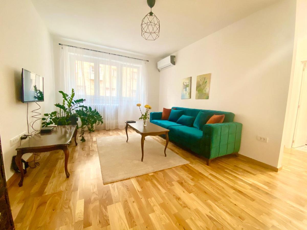 Uptown Girl Apartment Belgrad Exterior foto